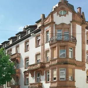  Aparthotel Budgetrooms - Private Rooms&kitchen Im Souterrain Deutschland