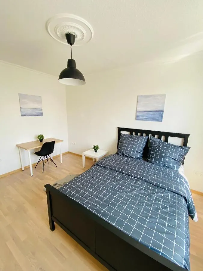 Luxury 3-Room Apartment Dresden Gasthof